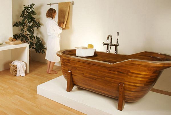 Tại sao nên sử dụng bồn tắm bằng gỗ mà không phải chất liệu khác?